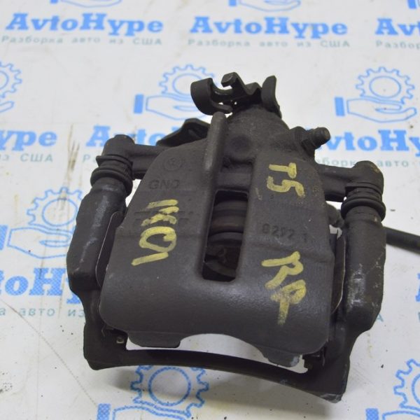 Суппорт зад прав VW Multivan T5 09-15 7H0615424A