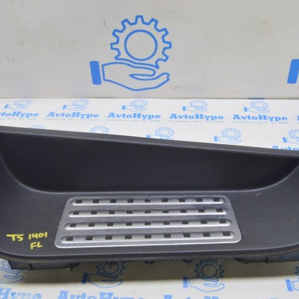 Накладка порога внешн перед лев VW Multivan T5 09-15 черн, подножка, HIGHLINE (01) царапины 7E5863735B 71N