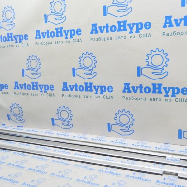 Декоративная накладка пола левая средняя правая VW Multivan T5 09-15 мат хром 7H5883086L 8Q8