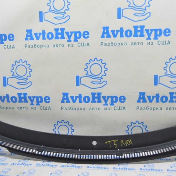 Решетка дворников (пластик) VW Multivan T5 09-15 7H0819403A 9B9