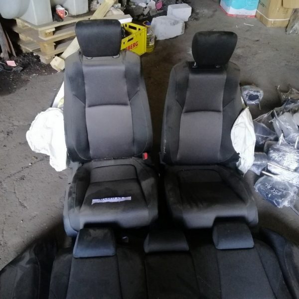 Водительское сидение Honda Accord 18- тряпка черн стрельнувшее 81526-TVA-A51