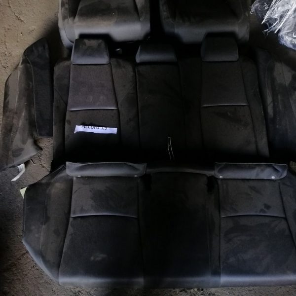 Задний ряд сидений (2 ряд) Honda Accord 18- тряпка черн 82131-TVC-A41ZA