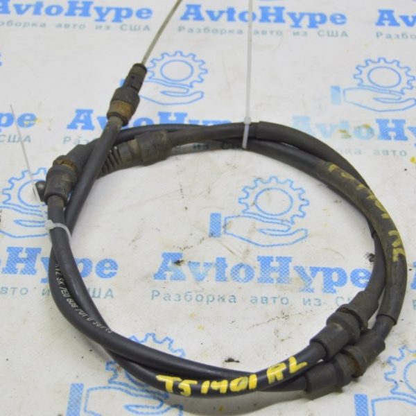 Трос стояночного тормоза зад лев VW Multivan T5 09-15 AWD 7E0609701D