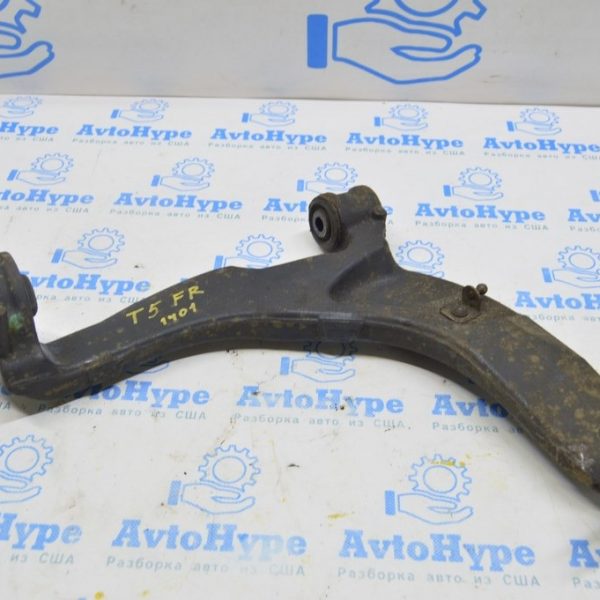 Рычаг нижний перед прав VW Multivan T5 09-15 (01) 7E0407152B