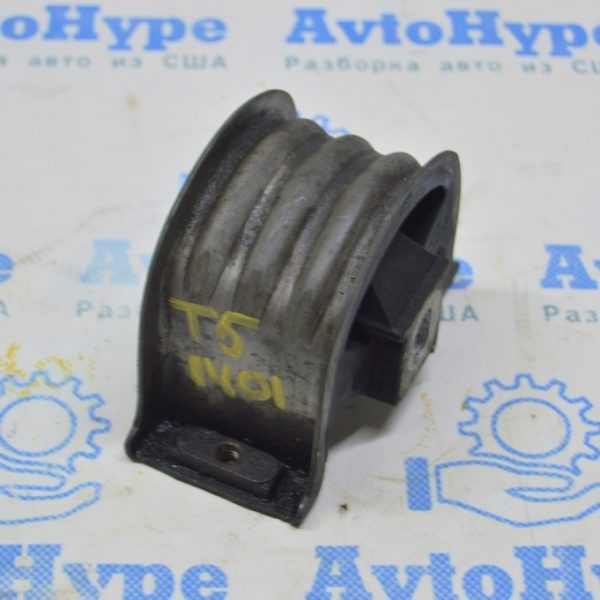 Подушка двигателя перед VW Multivan T5 09-15 2.0d (01) трещины 7H0199848D