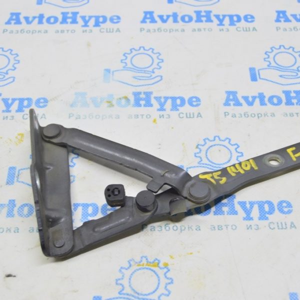 Петля капота левая VW Multivan T5 09-15 7H0823301D