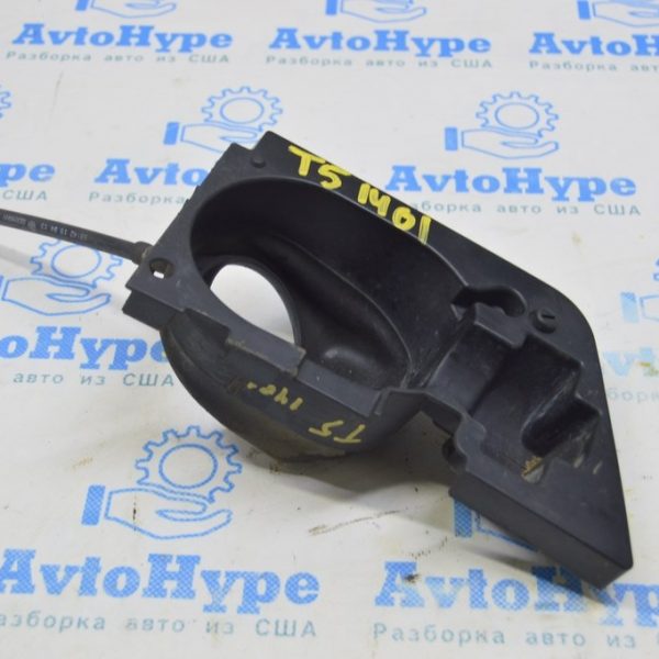 Корпус лючка бензобака VW Multivan T5 09-15 7H0201251