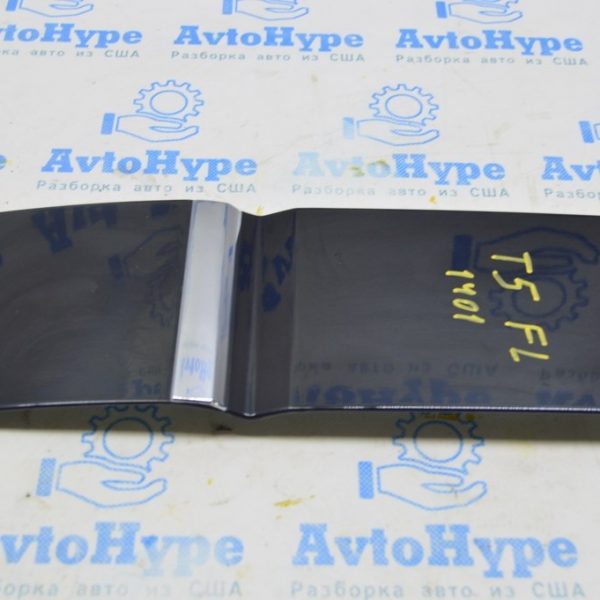 Накладка под лючком бензобака VW Multivan T5 09-15 7H0853289F