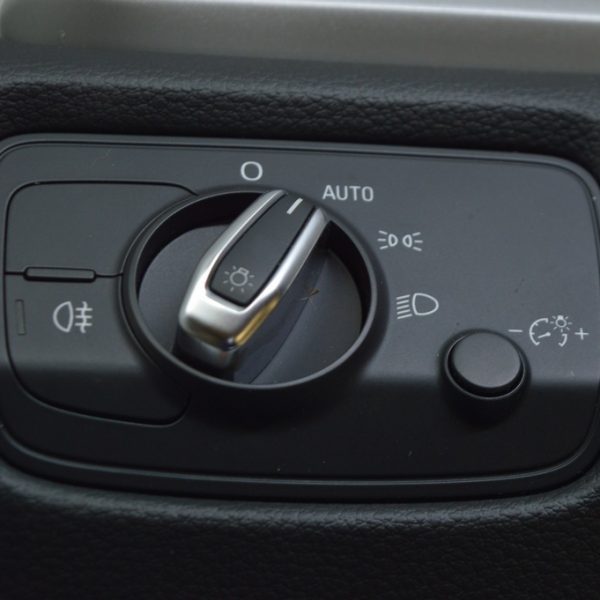 Управление фарами Audi A3 8V 15-20 без LED, без ПТФ 8V0-941-531-K