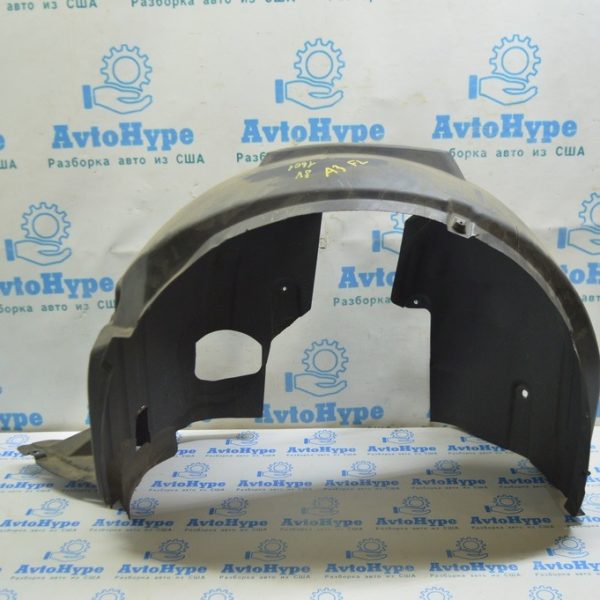 Подкрылок передний левый Audi A3 8V 15-16 4d 8V5-821-171-G