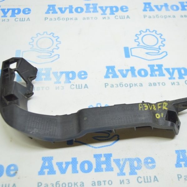 Крепление переднего бампера под фарой правое Audi A3 8V 15-20 8V5-807-184