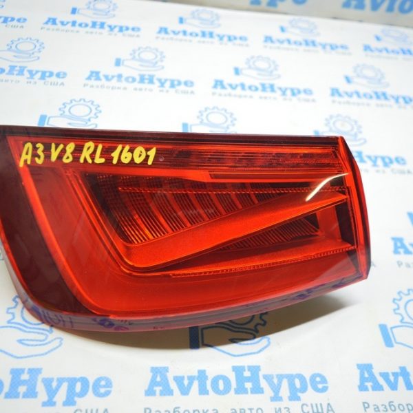 Фонарь внешний крыло левый Audi A3 8V 15-16 4d usa LED 8V5-945-095-C