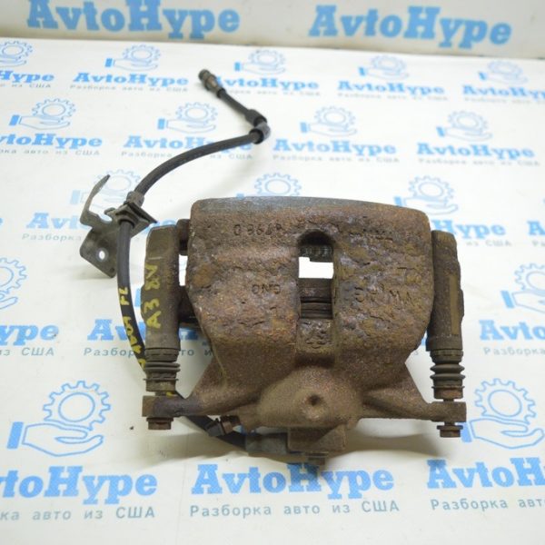 Суппорт передний левый Audi A3 8V 15-20 8V0-615-123-D