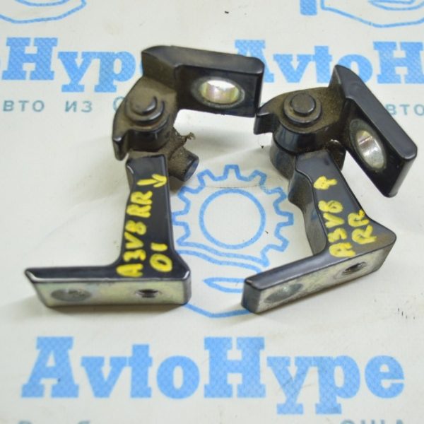 Петля двери верхняя зад прав Audi A3 8V 15-20 две части 8V0-831-402