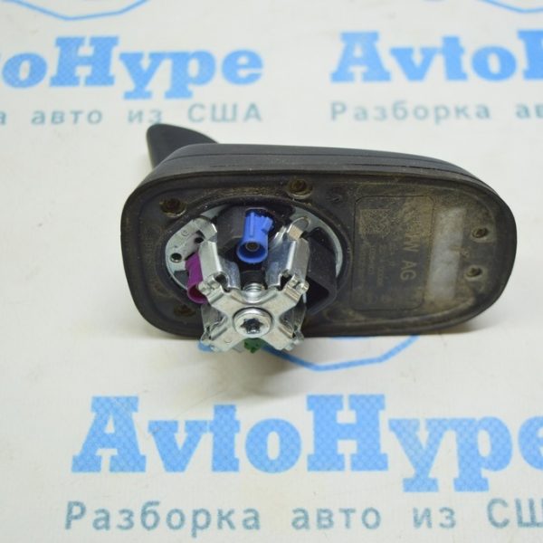 Антенна плавник Audi A3 8V 15-17 (01) 8V0-035-503-F