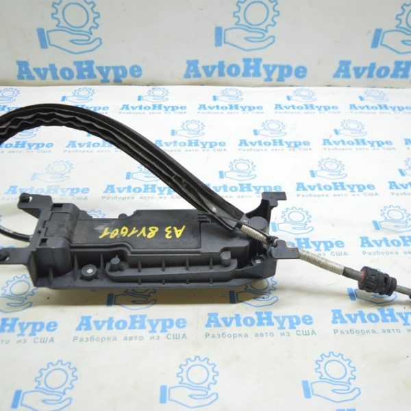 Шифтер КПП Audi A3 8V 15-20 под 6 ступ, с тросом 8V1-713-023-AN
