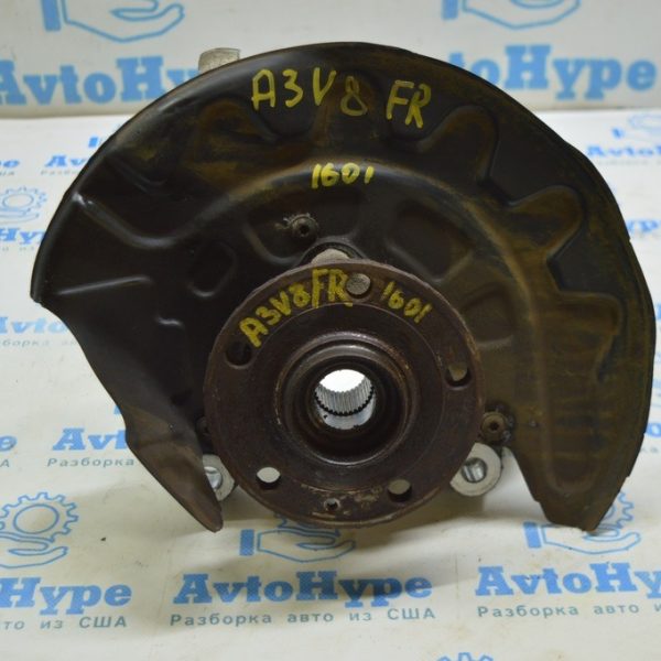 Цапфа задняя левая Audi A3 8V 15-20 AWD 2.0T 5Q0-505-435-J