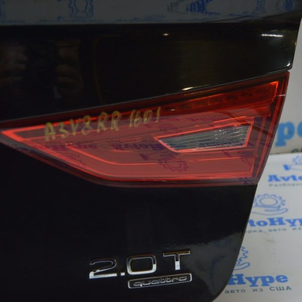 Эмблема надпись 2.0т крышки багажника Audi A3 8V 15-20