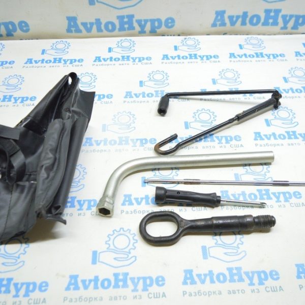 Инструмент в сборе Audi A3 8V 15-20 (01) как на фото 8V0-011-031-B