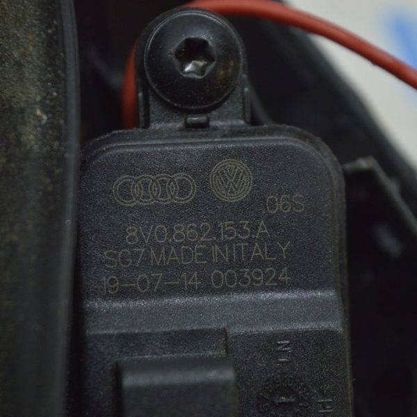 Замок лючка бензобака Audi A3 8V 15-20 (02) 8V0-862-153-A