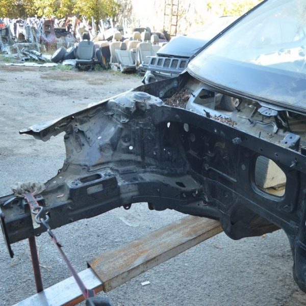 Четверть передняя правая Audi A3 8V 15-20 4d, 5d, на кузове, черная (01) без порога 8V5-802-124-TB