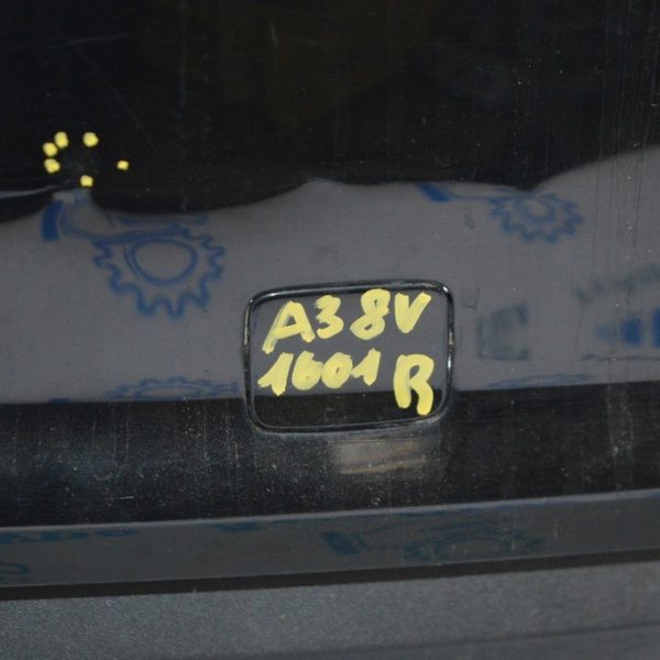 Заглушка буксир крюка заднего бампера Audi A3 8V 15-16 8V5-807-441-GRU