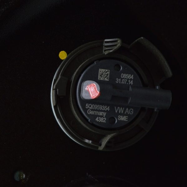 Датчик подушки безопасности дверь правый Audi A3 8V 15-20 5Q0-959-354-A