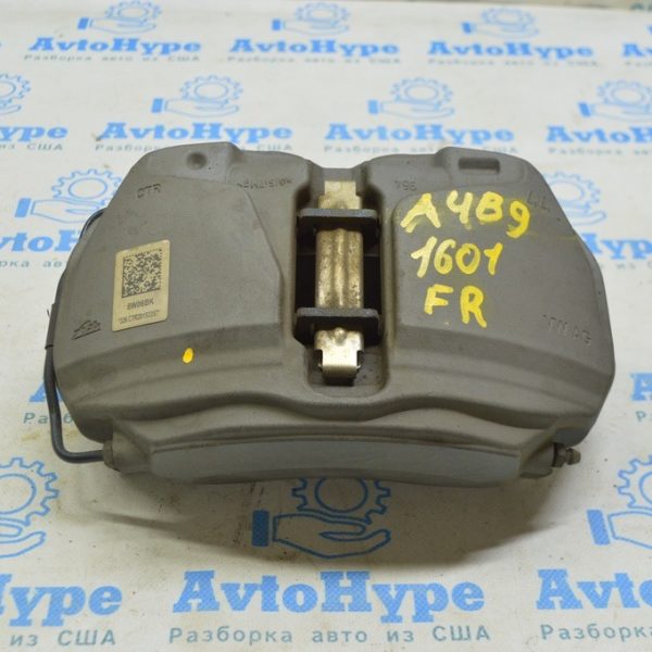 Суппорт передний правый Audi A4 B9 17- 4 поршня, под диск 338мм 8W0-615-108-C