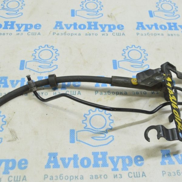 Тормозной шланг передний левый Audi A4 B9 17- под диск 338мм 8W0-611-707-B