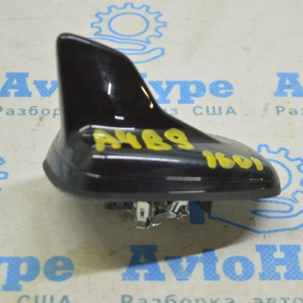Антенна плавник Audi A4 B9 17- 4M0-035-503-M