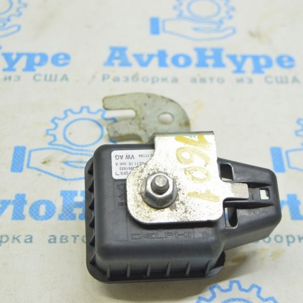 Кронштейн сирены Audi A4 B9 17- 8H0951285