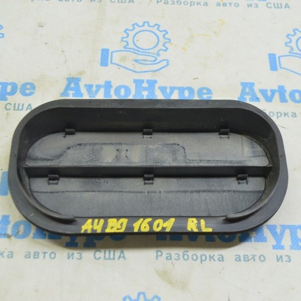 Щиток вентиляции левый Audi A4 B9 17- 6R0819465A