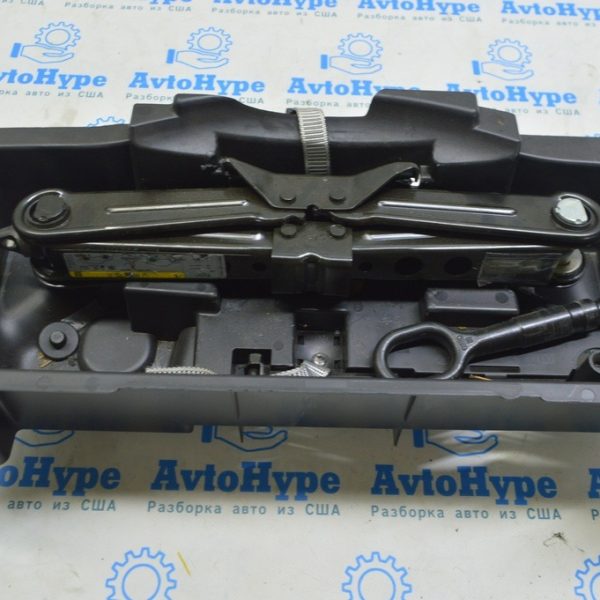 Поддон багажника под инструмент Audi A4 B9 17- 8W0012169J 8W0012169J