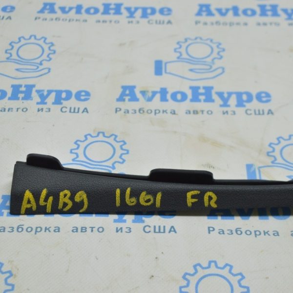 Накладка передней стойки средняя правая Audi A4 B9 17- черная 8W0-868-204-A-4PK