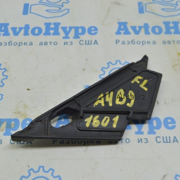 Уплотнитель треугольника заглушки двери передней левой Audi A4 B9 17- 8W0867367