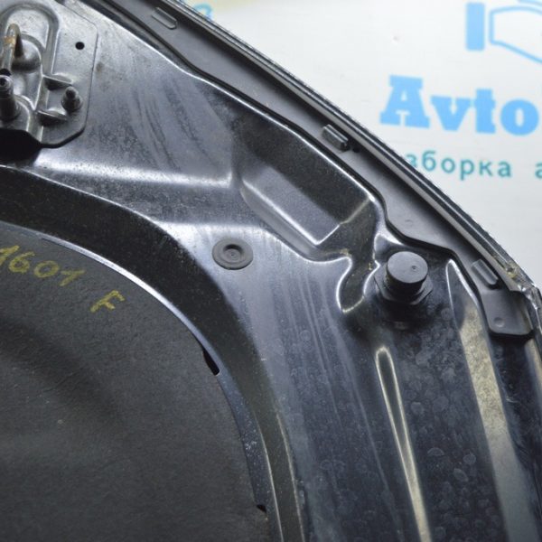 Отбойник капота левый Audi A4 B9 17- передний 8T0823433B