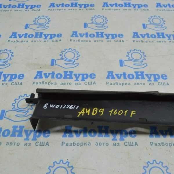 Воздухоприемник Audi A4 B9 17- 2.0T передняя часть 8W0-129-617-A