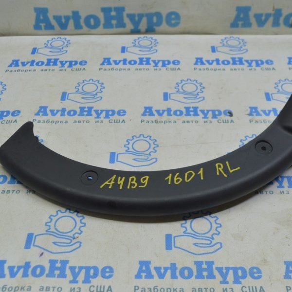 Накладка петли крышки багажника левая Audi A4 B9 17- 8W5-971-821-4PK