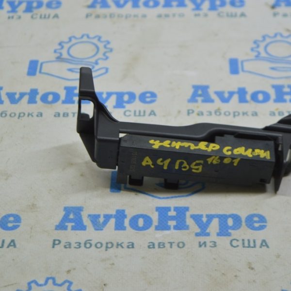 Keyless Entry Antenna Audi A4 B9 17- салонная центр 4M0-907-247-A