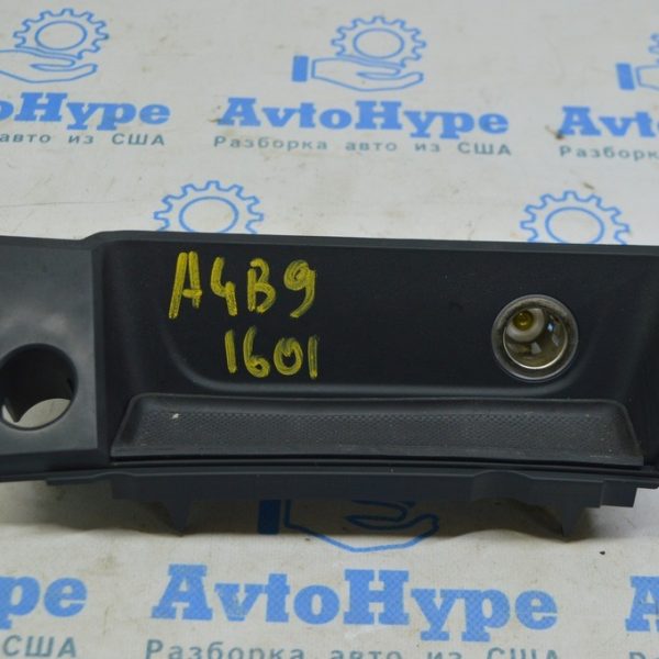 Прикуриватель центральной консоли Audi A4 B9 17- передний 4M0919340