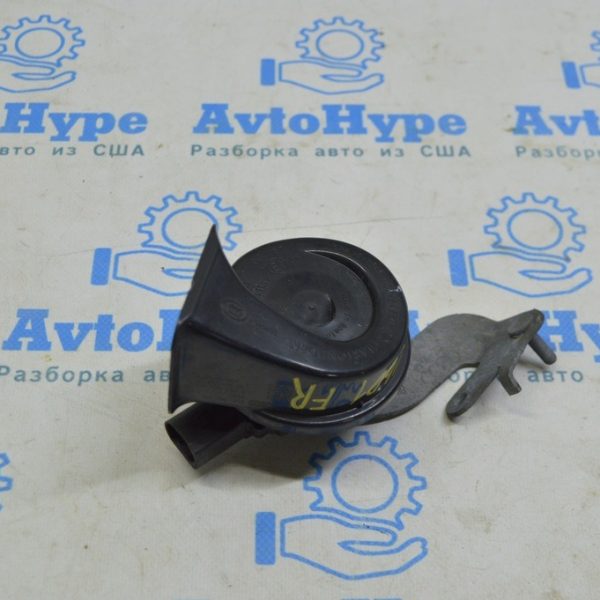 Сигнал low правый Audi A4 B9 17- с кронштейном 8W0951221