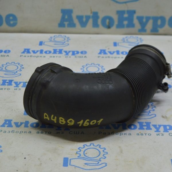 Воздуховод на коллектор Audi A4 B9 17- 2.0T 06L-129-629-A
