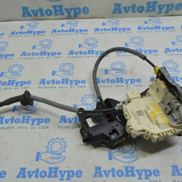 Замок двери задней правой Audi A4 B9 17- 8X0839016D