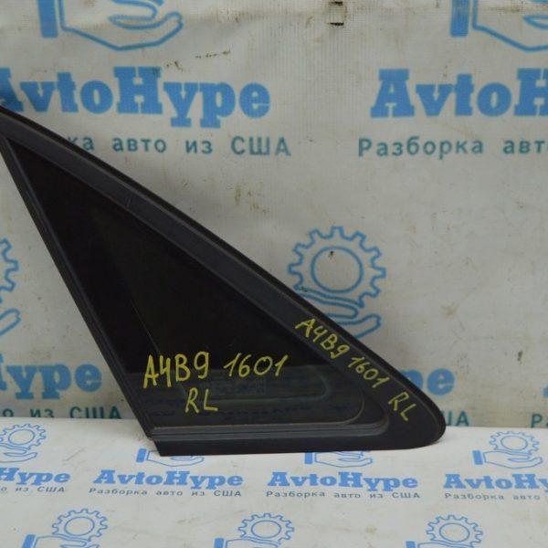 Форточка глухое стекло задняя левая Audi A4 B9 17-19 мат 8W5845299F NVB