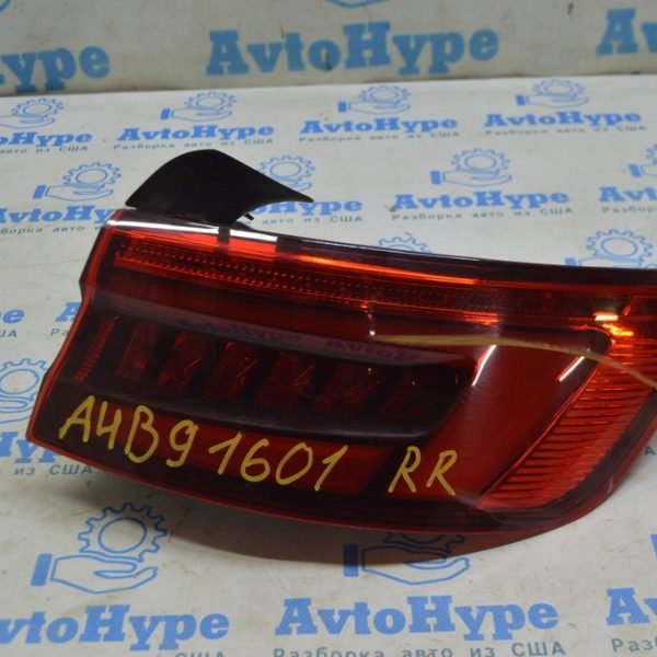 Фонарь внешний крыло правый Audi A4 B9 17-19 седан LED (01) 8W5-945-092-D