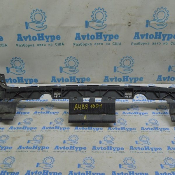 Рама заднего бампера Audi A4 B9 17-19 8W5807385