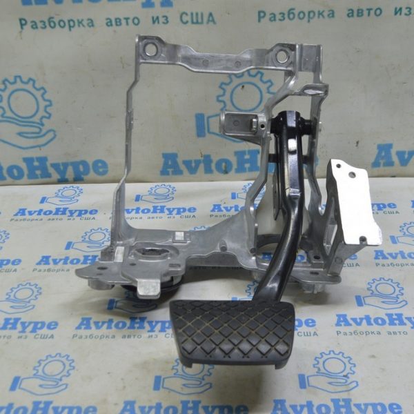 Педаль тормоза Audi A4 B9 17- 8W1723140B