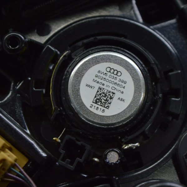 Динамик пищалка дверной задний правый Audi A4 B9 17- 8W5-035-399-A