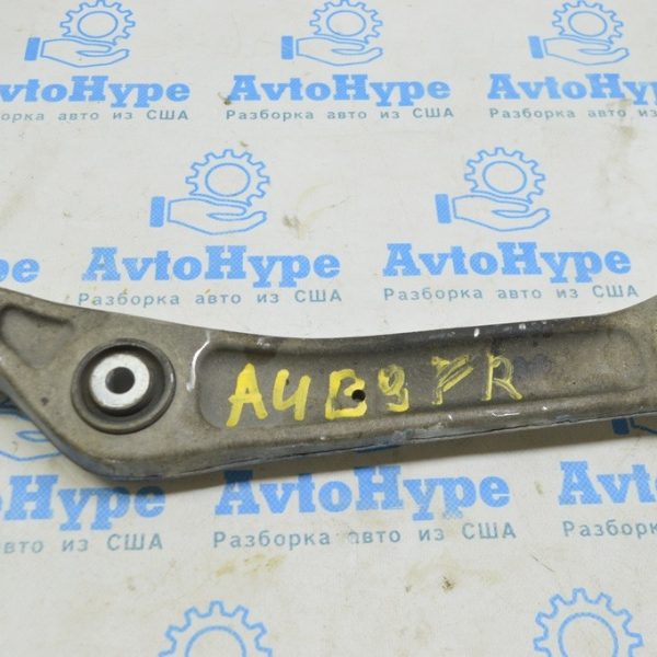 Рычаг нижний передний правый перед Audi A4 B9 17- (01) треснут сайлент 8W0407152C