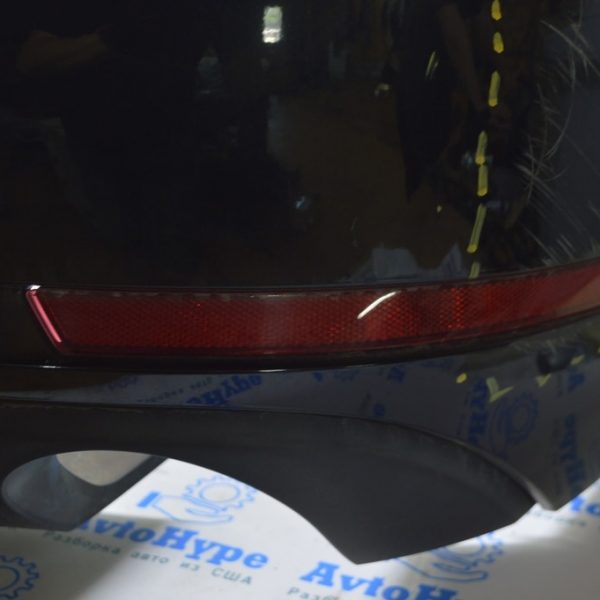 Отражатель заднего бампера правый Audi A4 B9 17-19 8W0945106C